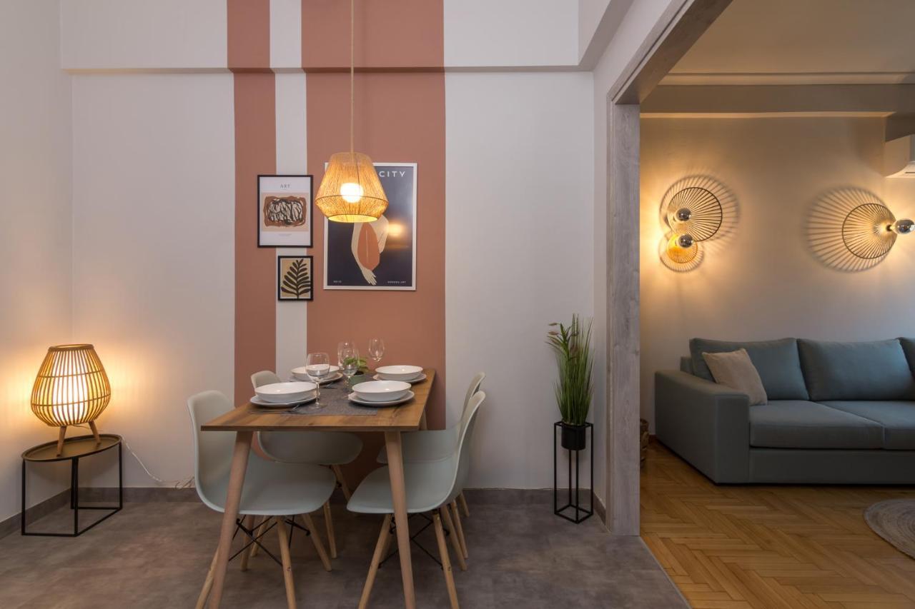 Spacious 2 Bedroom Apartment In Koukaki Афіни Екстер'єр фото
