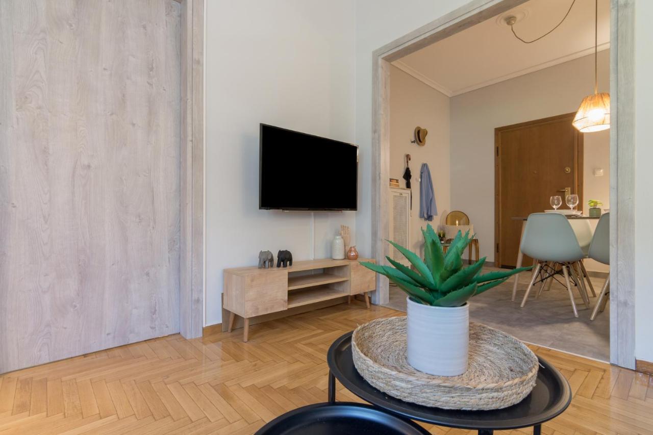 Spacious 2 Bedroom Apartment In Koukaki Афіни Екстер'єр фото