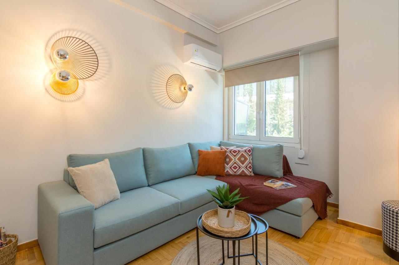 Spacious 2 Bedroom Apartment In Koukaki Афіни Екстер'єр фото