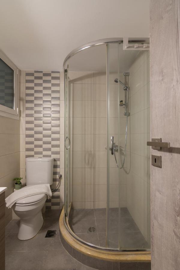 Spacious 2 Bedroom Apartment In Koukaki Афіни Екстер'єр фото